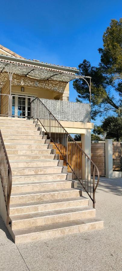Villa Domaines des confines à Monteux Extérieur photo